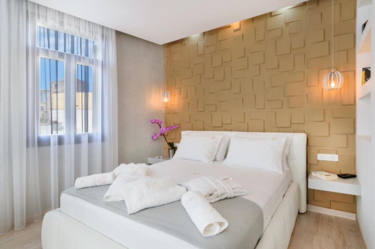Diamond Luxury Suites La Canea Exterior foto